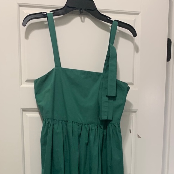 ISO this dress in a size small - Picture 6 of 7